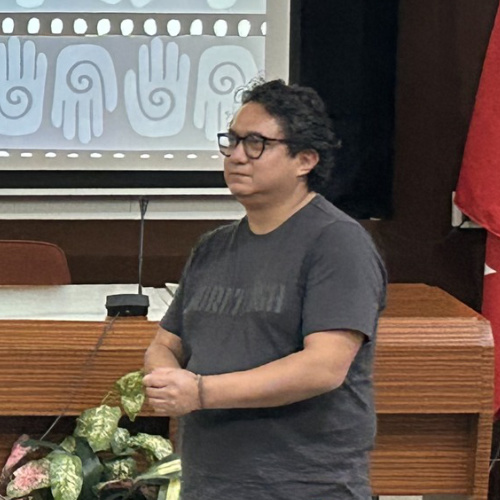 Diego Arteaga presenta el documental Marieta